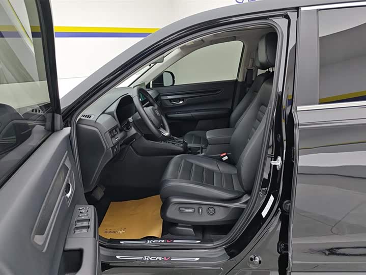 Фото 9 - Honda CR-V