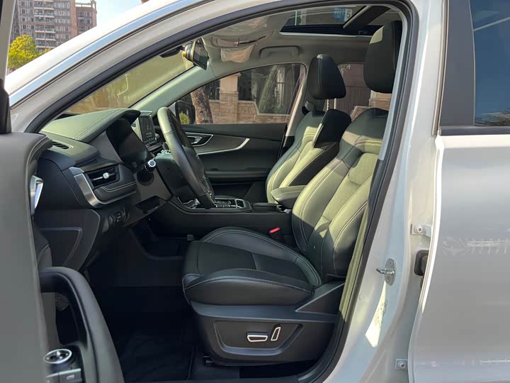 Фото 9 - Chery Tiggo 8