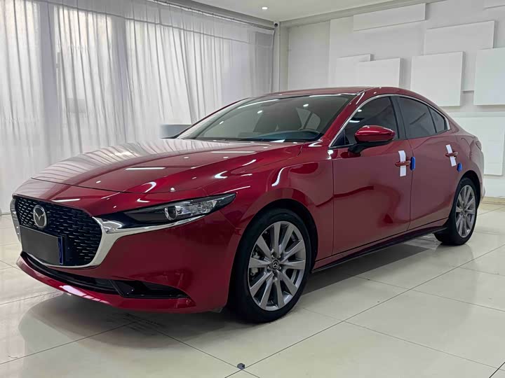 Фото 1 - Mazda 3 (Axela)