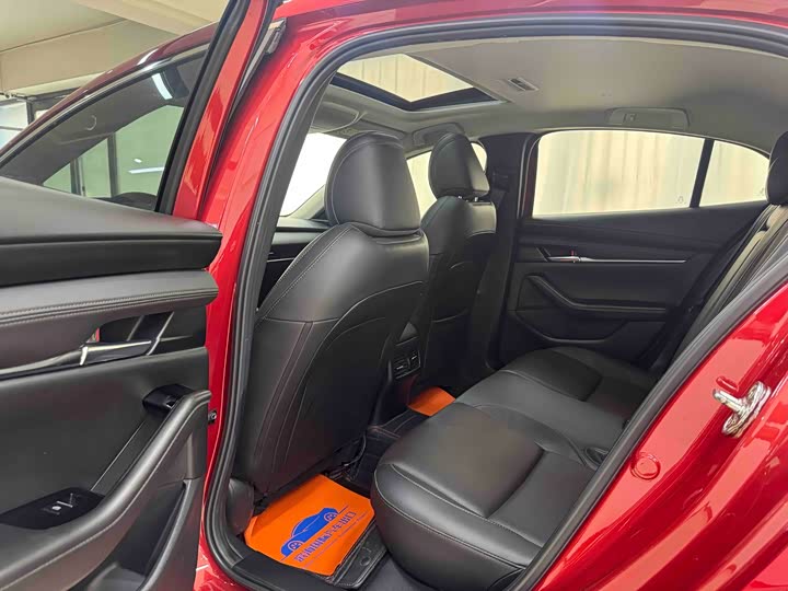 Фото 8 - Mazda 3 (Axela)