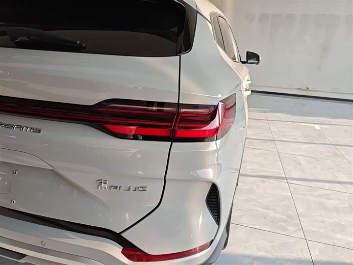 Фото 8 - BYD Song Plus Hybrid/EV