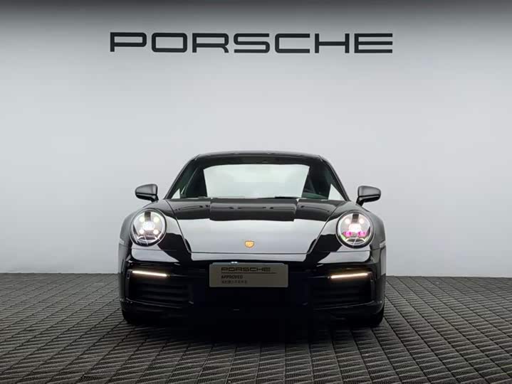 Фото 2 - Porsche 911