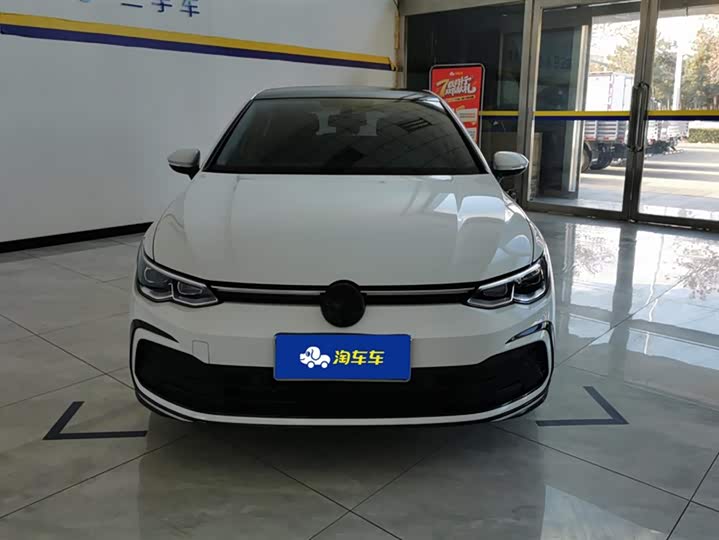 Фото 2 - Volkswagen Golf