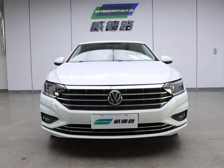 Фото 2 - Volkswagen Sagitar L