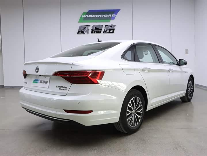 Фото 3 - Volkswagen Sagitar L