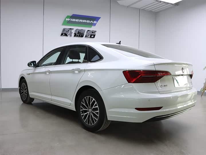 Фото 5 - Volkswagen Sagitar L