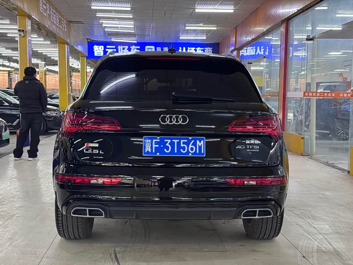 Фото 9 - Audi Q5L