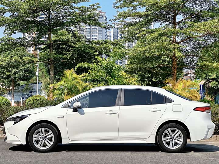 Фото 4 - Toyota Levin