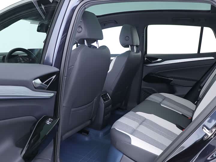 Фото 8 - Volkswagen ID.4 Crozz