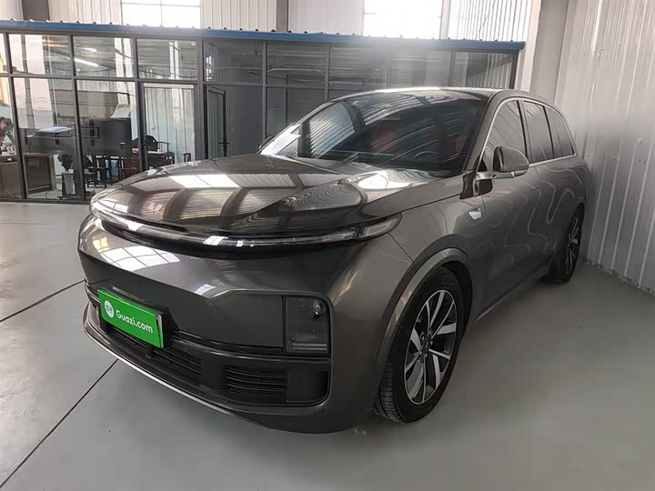 Фото 1 - LiXiang L8