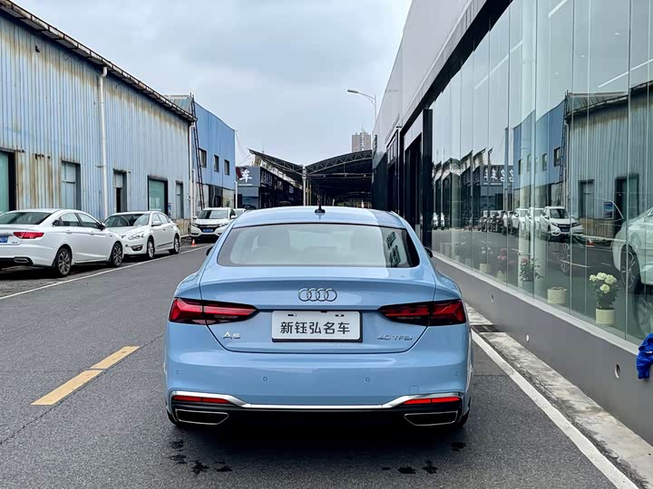 Фото 4 - Audi A5