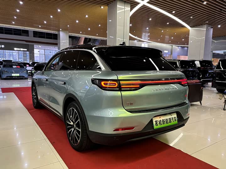 Фото 6 - Leapmotor C11