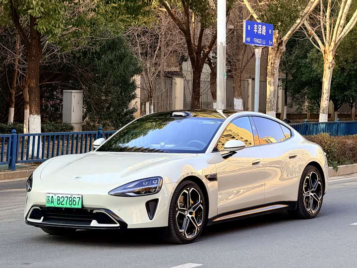 Фото 1 - Xiaomi SU7