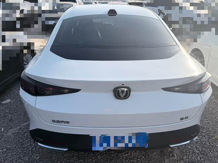 Фото 9 - Changan Yida