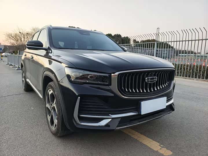 Фото 3 - Geely Monjaro