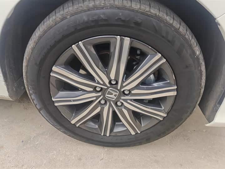 Фото 6 - Honda Odyssey