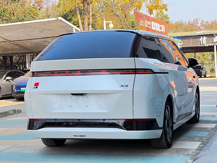 Фото 5 - XPeng X9