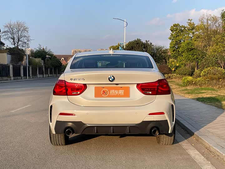 Фото 5 - BMW 1 Series