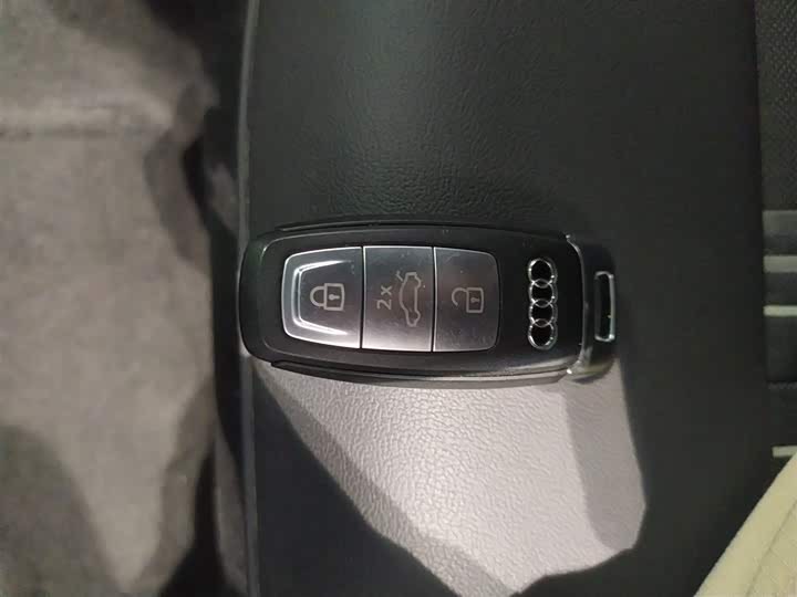 Фото 9 - Audi A3