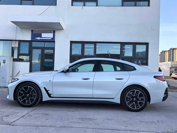 Фото 2 - BMW 4 Series