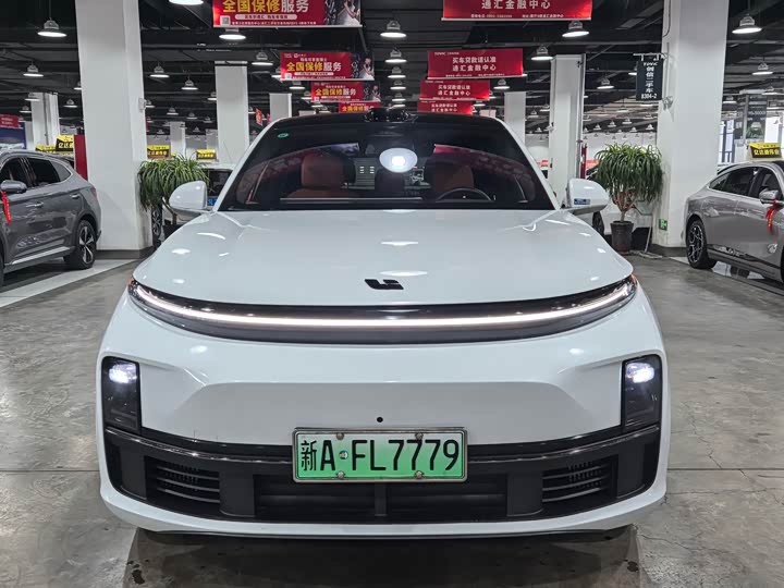 Фото 1 - LiXiang L7