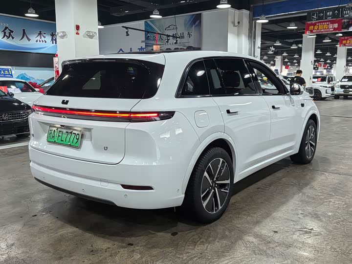 Фото 6 - LiXiang L7