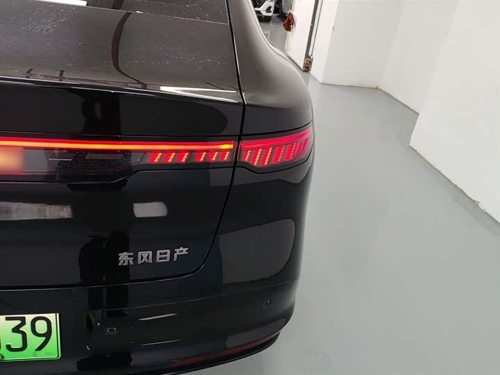 Фото 8 - Nissan N7