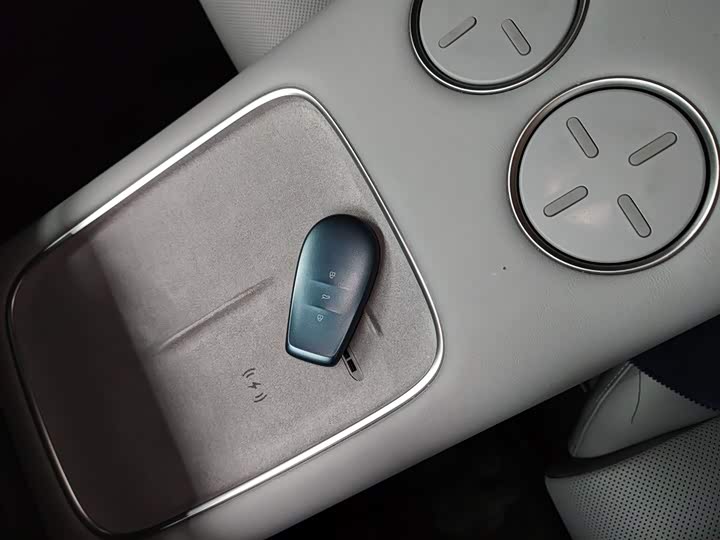 Фото 9 - Nissan N7