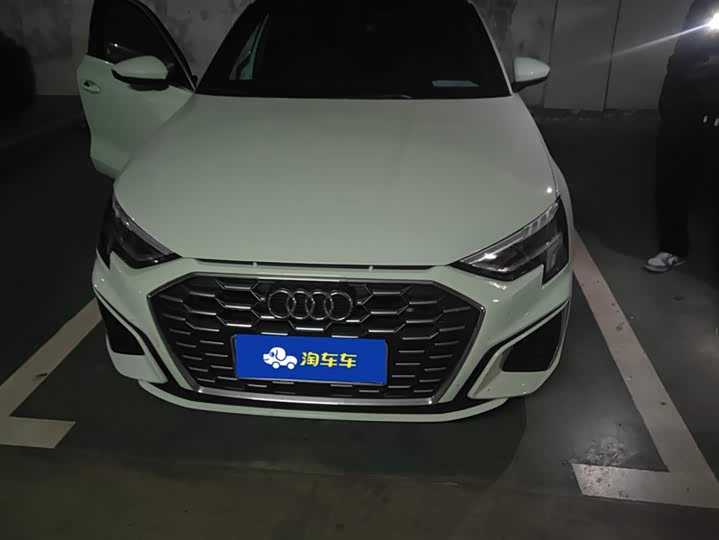 Фото 2 - Audi A3