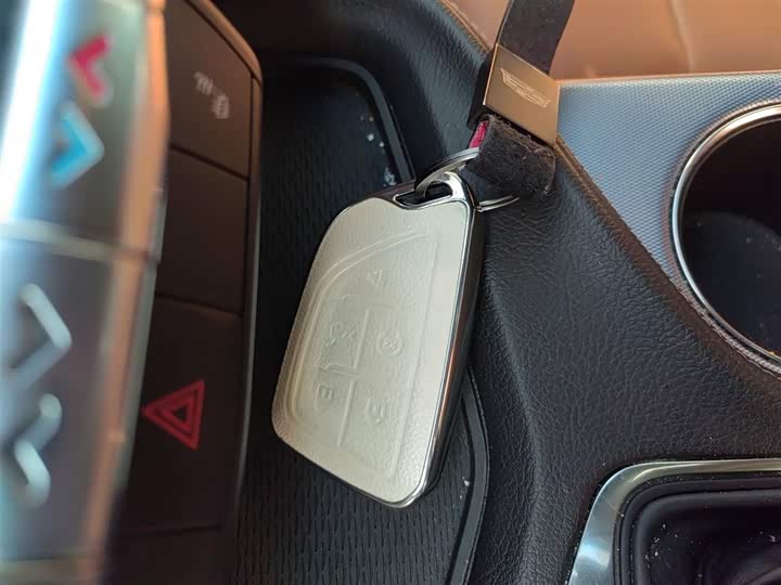 Фото 9 - Cadillac CT4