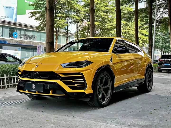 Фото 1 - Lamborghini Urus