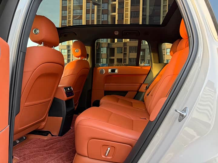 Фото 6 - LiXiang L6