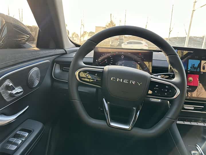 Фото 7 - Chery Arrizo 8 Pro