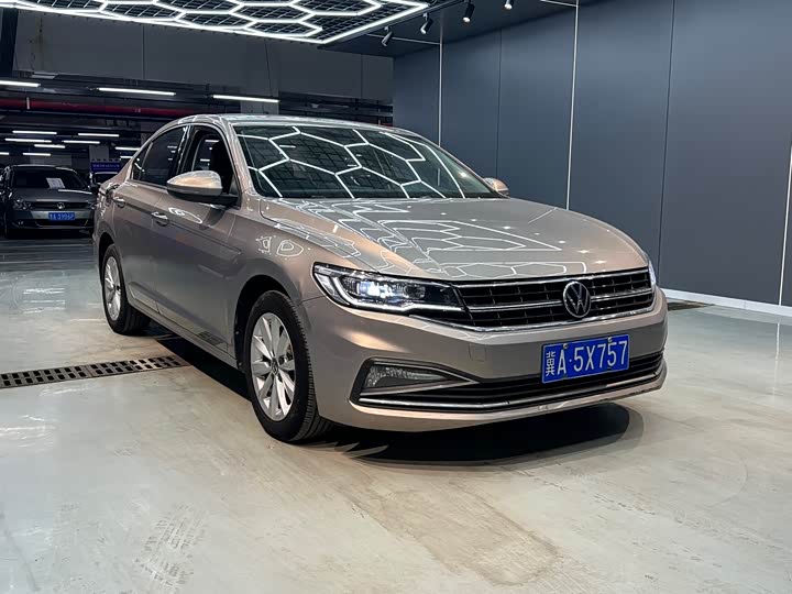 Фото 3 - Volkswagen Bora