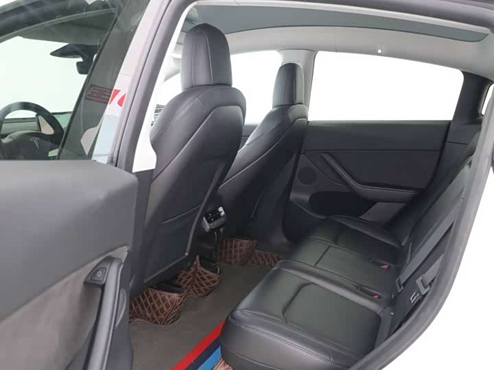 Фото 7 - Tesla Model Y