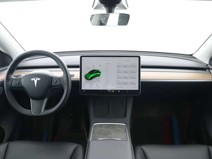 Фото 9 - Tesla Model Y