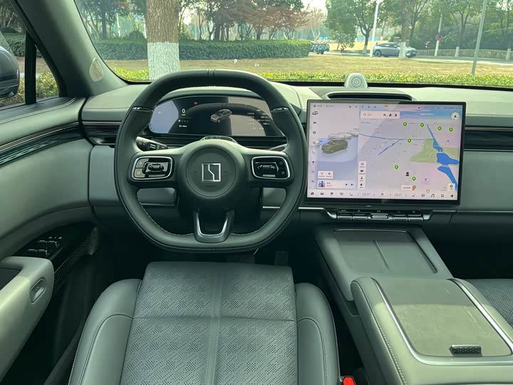 Фото 9 - Zeekr 7X