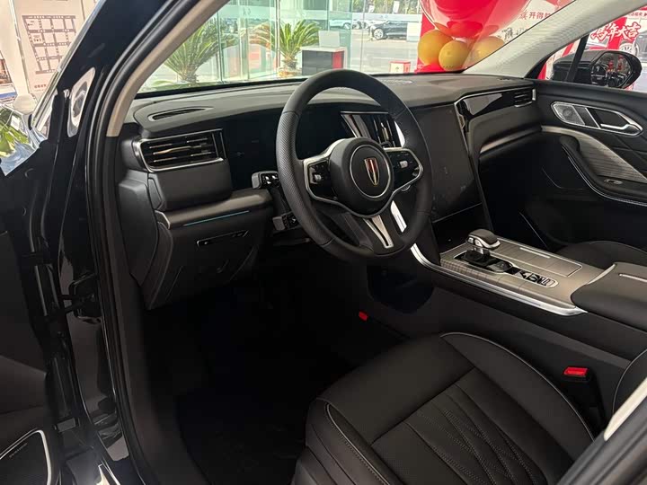 Фото 4 - Hongqi HS7 Hybrid