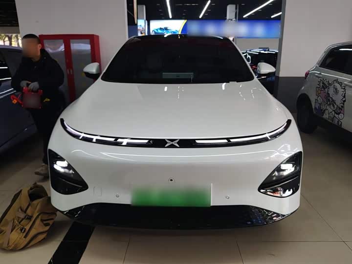 Фото 3 - XPeng G6