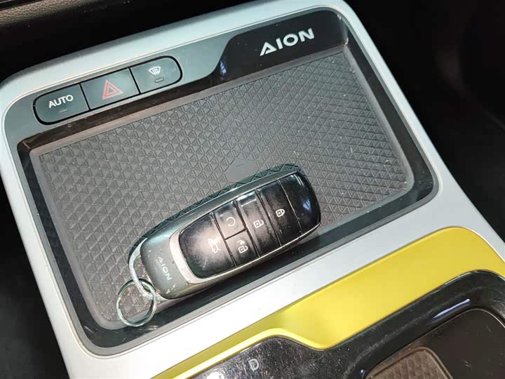 Фото 9 - GAC Aion Y