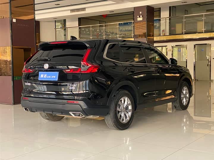 Фото 7 - Honda CR-V