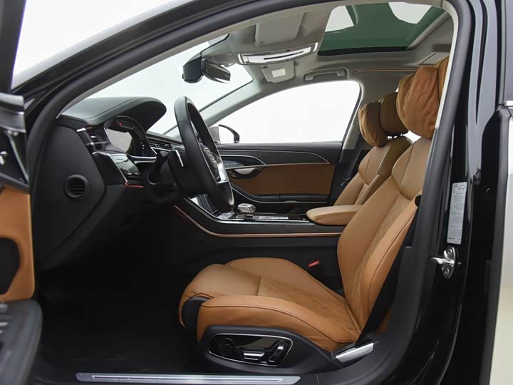 Фото 6 - Audi A8