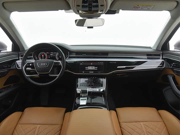 Фото 8 - Audi A8