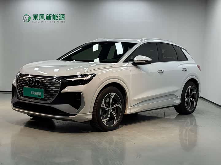 Фото 2 - Audi Q4 e-tron