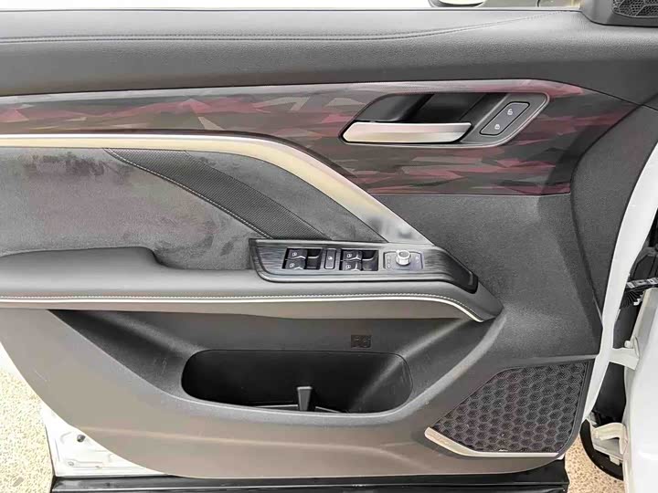 Фото 9 - Haval H6