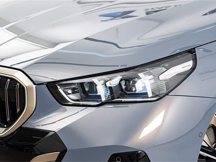 Фото 4 - BMW 5 Series