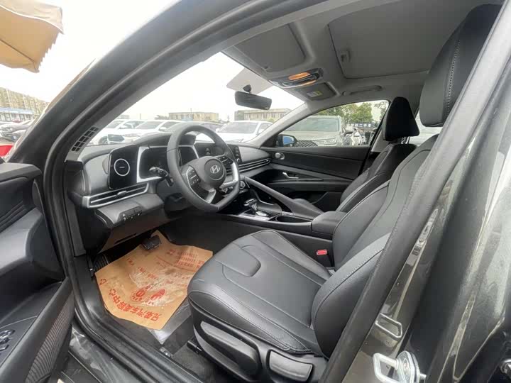 Фото 4 - Hyundai Elantra N line