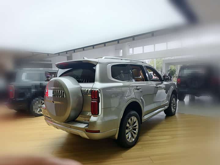 Фото 3 - Tank 500 Hybrid