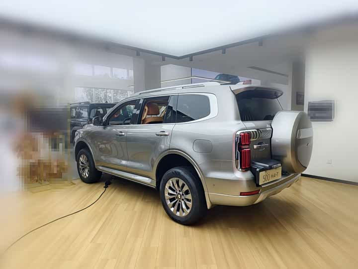 Фото 4 - Tank 500 Hybrid