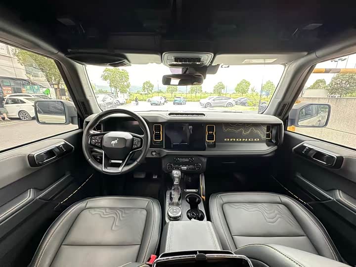 Фото 7 - Ford Bronco